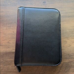 Franklin Covey Leather black Compact binder